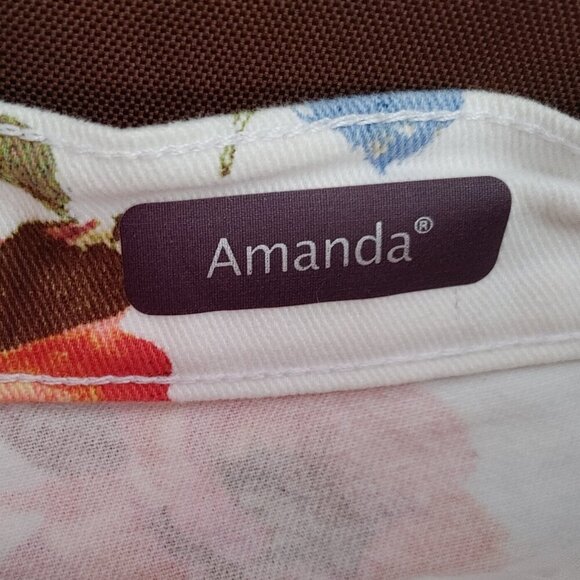 Gloria Vanderbilt Floral Bermuda Shorts White Red Size 8 - Picture 4 of 7